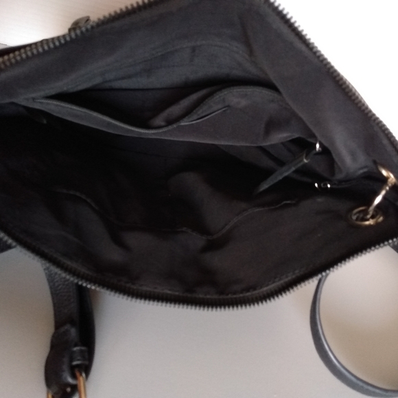 Kenneth Cole Reaction Bag - Picture 7 of 11